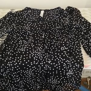 Cherokee Polka dot blouse